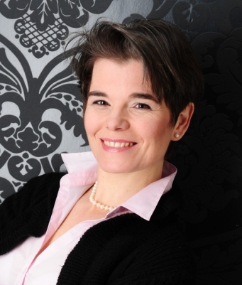 Dr. Ariane Ostermann